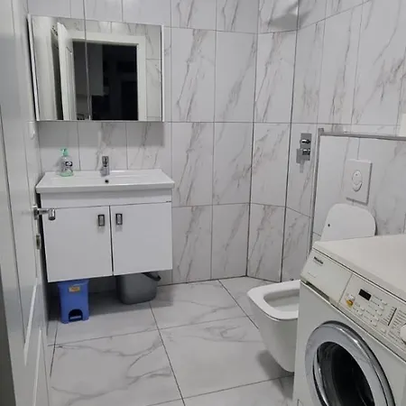 Lalas 1 Apartman Tirana