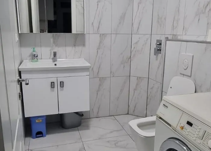 Lalas 1 公寓 地拉那